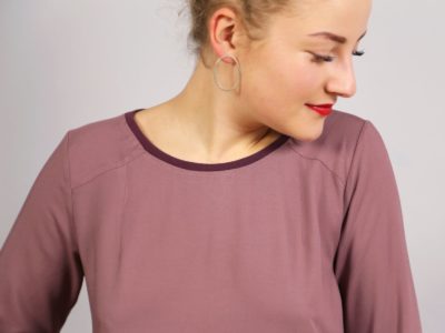 Schnittmuster Bluse mit Halslochbündchen Frau Dana – Bild 5