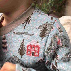 Auf die Wunschliste Strickstoff Winter Haus hellblau recycelte Materialien