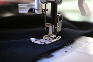 Die richtige Nadelgröße für verschiedene Stoffe in der Nähmaschine: Ein umfassender Leitfaden