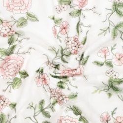 Bestickter Tüll „Rosengarten“ – zarte Stickerei für edle Nähträume 🌹✨