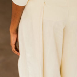 FM997393 – Woven CO High-Low 8W Washed Corduroy