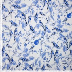 Viskose „Blue Birds“ – fließender Viskosestoff mit Vögeln & Blättern in Blau