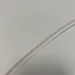 Paspelband 4 mm / 9 mm – Weiß mit zart roséfarbenen Streifen