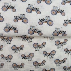 Musselin „Kleiner Farmer“ – weicher Double Gauze mit Traktor-Motiv