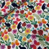Jersey „Sommerwiese mit Katzenzauber“ – bunter Baumwolljersey mit Katzen, Blumen & Marienkäfern