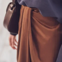 FM792421 – Braun Woven Lyocell Satin (Fibre Mood)