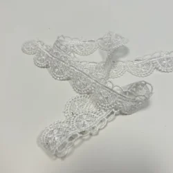 Spitzenborte 20 mm – Ecru mit Bögen