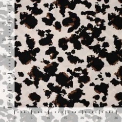 Viskose-Popeline „Wild Spots“ – Leo Look auf Creme, 100 % Viskose